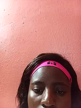 Snapshot of BlackPearl_19 chatting on November 2025 02:17:01 PM BlackPearl 19 online show from November 2025 02:17:01 PM