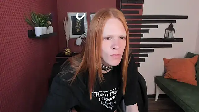 Snapshot of ChloeValentinee chatting on October 2025 10:23:02 AM ChloeValentinee online show from October 2025 10:23:02 AM