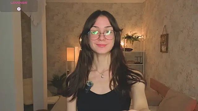 Snapshot of ReneeLippeatt chatting on November 2025 07:25:02 PM ReneeLippeatt online show from November 2025 07:25:02 PM