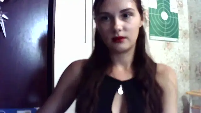 KissGerlli online show from September 2025 12:18:01 PM
