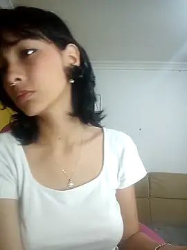 xoxo milk online show from September 2025 04:34:01 PM