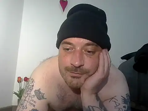 Snapshot of hhhxxx1177 chatting on October 2025 01:51:02 AM hhhxxx1177 online show from October 2025 01:51:02 AM