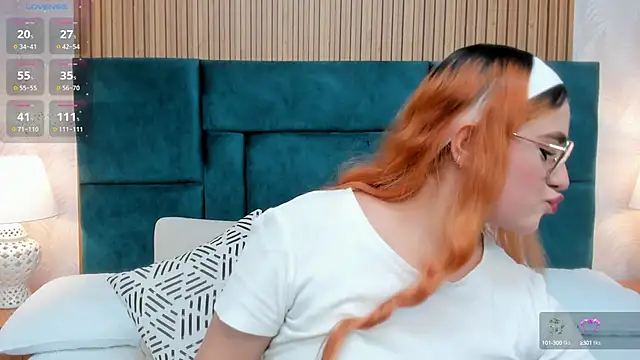 Snapshot of Amber_kiss_ chatting on October 2025 06:27:02 PM Amber kiss online show from October 2025 06:27:02 PM