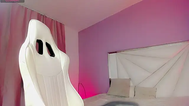 Isabela saenz online show from October 2025 03:16:01 AM