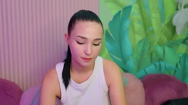 Snapshot of Amanda_Choi chatting on October 2025 06:06:01 PM Amanda Choi online show from October 2025 06:06:01 PM