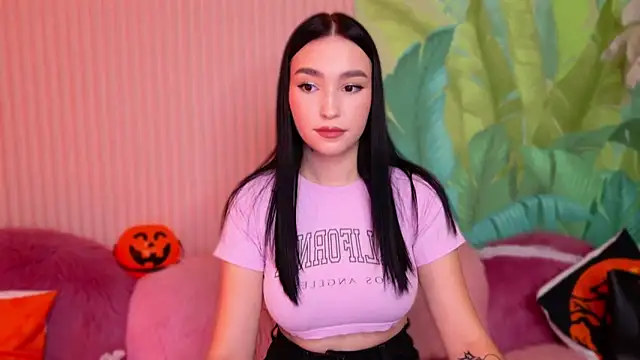 Snapshot of Amanda_Choi chatting on November 2025 08:33:02 PM Amanda Choi online show from November 2025 08:33:02 PM