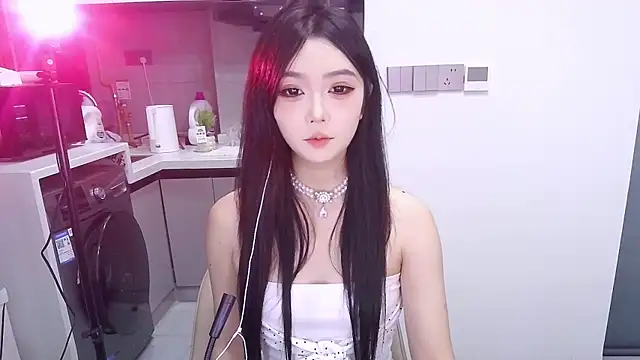 Snapshot of Miao-Maimiao chatting on September 2025 02:43:01 PM Miao-Maimiao online show from September 2025 02:43:01 PM