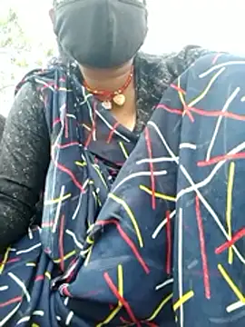 Soniya4357 online show from November 2025 09:22:02 AM