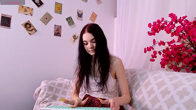 Snapshot of chatting on October 2025 06:21:01 AM online show from October 2025 06:21:01 AM