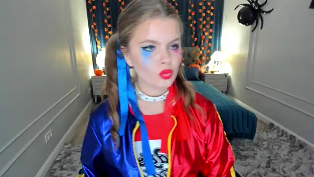 WildeDesiree online show from October 2025 08:10:01 PM