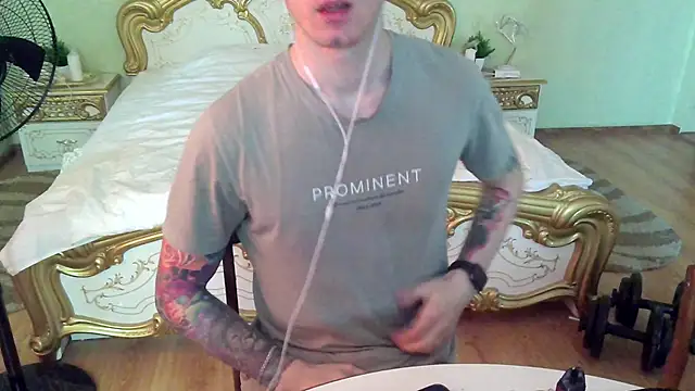 Cum Arsen online show from September 2025 09:23:02 AM