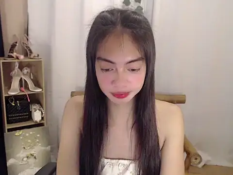 Snapshot of LovelyMaya69 chatting on September 2025 06:48:01 AM LovelyMaya69 online show from September 2025 06:48:01 AM