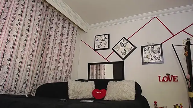 Violetta afrodit online show from November 2025 03:35:01 PM