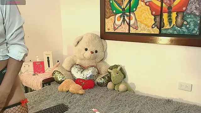 Natty Reyes online show from November 2025 07:15:02 PM