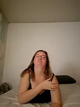 nymphomaniesexy online show from September 2025 07:26:01 PM