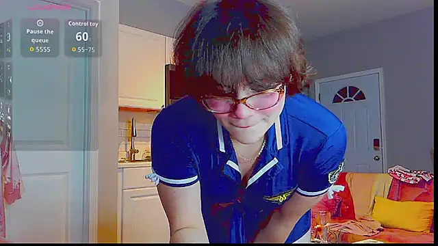 LunaMilav online show from October 2025 03:13:02 AM