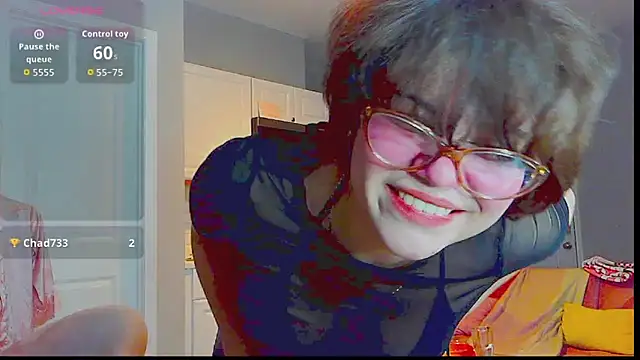 LunaMilav online show from October 2025 01:57:01 AM