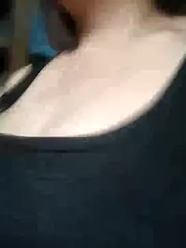 Penny-y online show from October 2025 02:01:01 AM