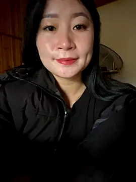 violet-00 online show from October 2025 01:17:01 AM