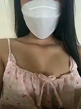 Snapshot of Linh247380 chatting on September 2025 02:15:02 AM Linh247380 online show from September 2025 02:15:02 AM