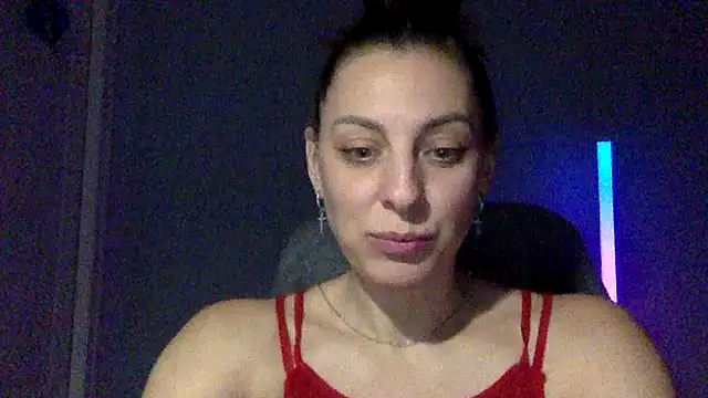 Myronell online show from November 2025 05:30:01 PM