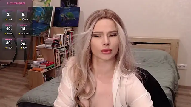 Snapshot of bbJ_one chatting on October 2025 11:00:02 AM bbJ one online show from October 2025 11:00:02 AM