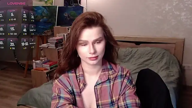 Snapshot of bbJ_one chatting on October 2025 10:30:01 AM bbJ one online show from October 2025 10:30:01 AM