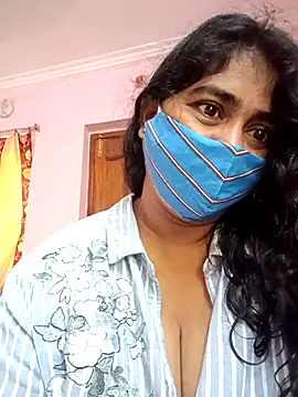 Snapshot of sowji_telugammai chatting on September 2025 07:44:02 AM sowji telugammai online show from September 2025 07:44:02 AM