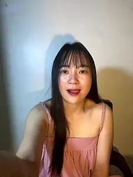 Snapshot of Be_xinh chatting on October 2025 03:53:01 PM Be xinh online show from October 2025 03:53:01 PM