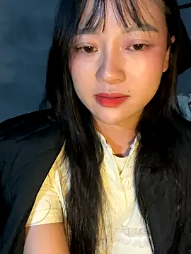 Snapshot of Be_xinh chatting on October 2025 03:24:01 PM Be xinh online show from October 2025 03:24:01 PM