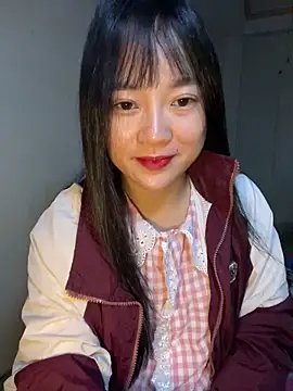 Snapshot of Be_xinh chatting on November 2025 03:49:01 PM Be xinh online show from November 2025 03:49:01 PM