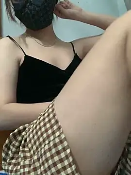 beconcute online show from September 2025 03:26:02 PM