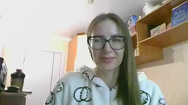 Snapshot of Norivann chatting on October 2025 11:40:01 AM Norivann online show from October 2025 11:40:01 AM