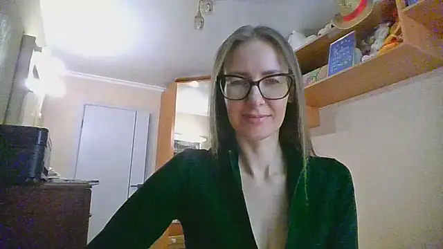 Snapshot of Norivann chatting on November 2025 10:15:01 AM Norivann online show from November 2025 10:15:01 AM