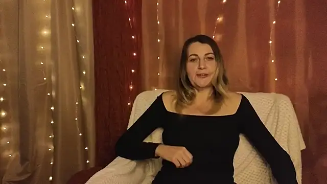 silvaraNoir online show from September 2025 03:04:01 PM