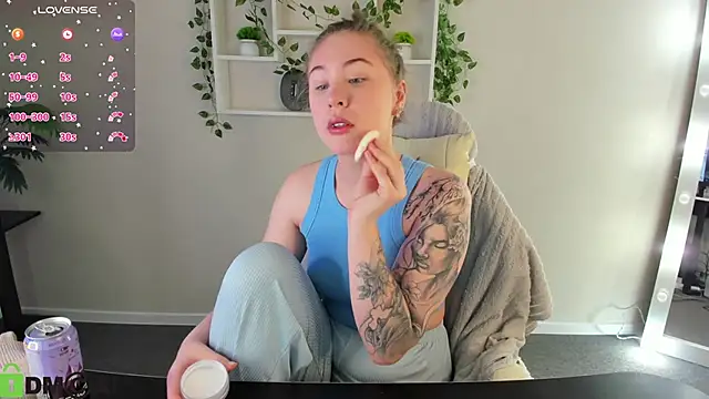 Elsie Cutties online show from November 2025 01:08:01 AM