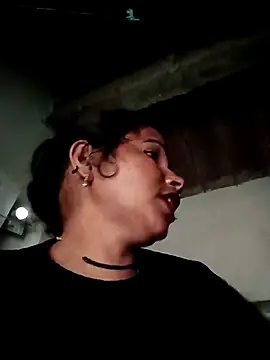 Sushmita Love online show from October 2025 01:31:01 AM