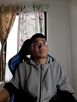 Snapshot of marcuswildx chatting on November 2025 01:21:02 PM marcuswildx online show from November 2025 01:21:02 PM