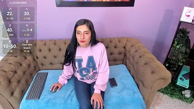 Vhaleria Vega online show from October 2025 01:09:02 PM