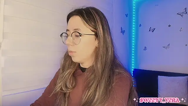 Snapshot of sweettvera chatting on October 2025 10:06:01 AM sweettvera online show from October 2025 10:06:01 AM