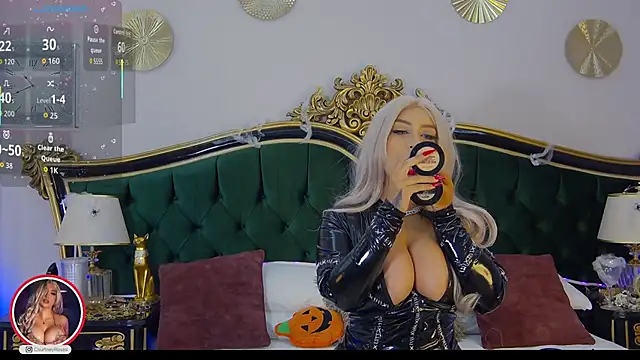 Snapshot of CourtneyRoses chatting on October 2025 06:20:02 PM CourtneyRoses online show from October 2025 06:20:02 PM