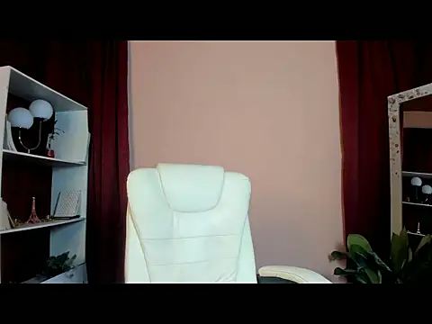 Zarasolei online show from September 2025 11:40:01 PM