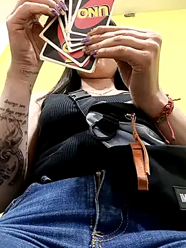 Snapshot of Mia-love-03 chatting on October 2025 10:37:01 PM Mia-love-03 online show from October 2025 10:37:01 PM