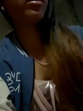 Snapshot of Suki_babyy chatting on October 2025 11:26:02 PM Suki babyy online show from October 2025 11:26:02 PM