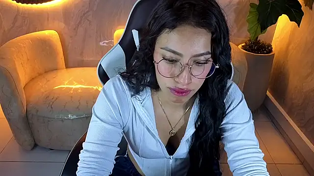 elowhyn dior tp online show from September 2025 05:06:01 PM