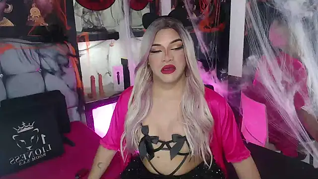 Snapshot of Sophia_hott01 chatting on October 2025 12:58:01 AM Sophia hott01 online show from October 2025 12:58:01 AM