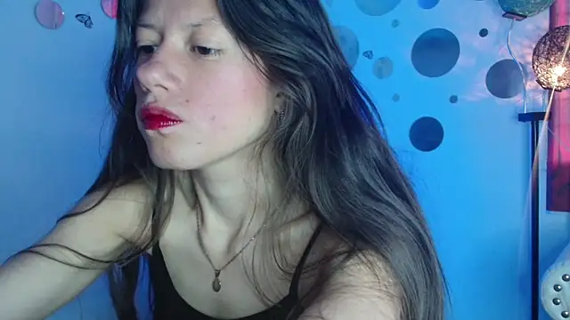 Nina Roser online show from September 2025 01:04:01 PM