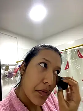 IsabellaJoness  online show from October 2025 10:27:02 AM