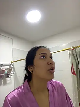 IsabellaJoness  online show from November 2025 11:10:01 AM