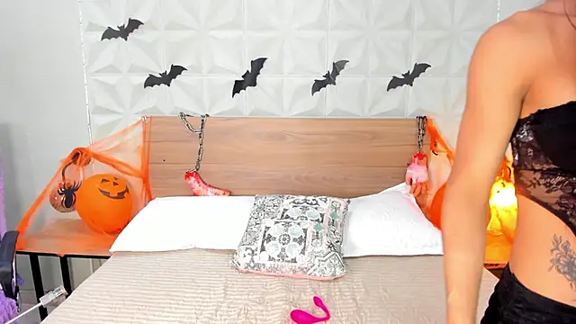 ValeryTrans  online show from October 2025 01:40:02 PM